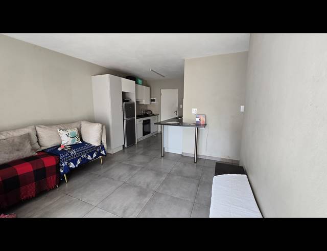 2 BEDROOM SECTIONAL TITLE FOR SALE IN NORTON SMALL FARMS